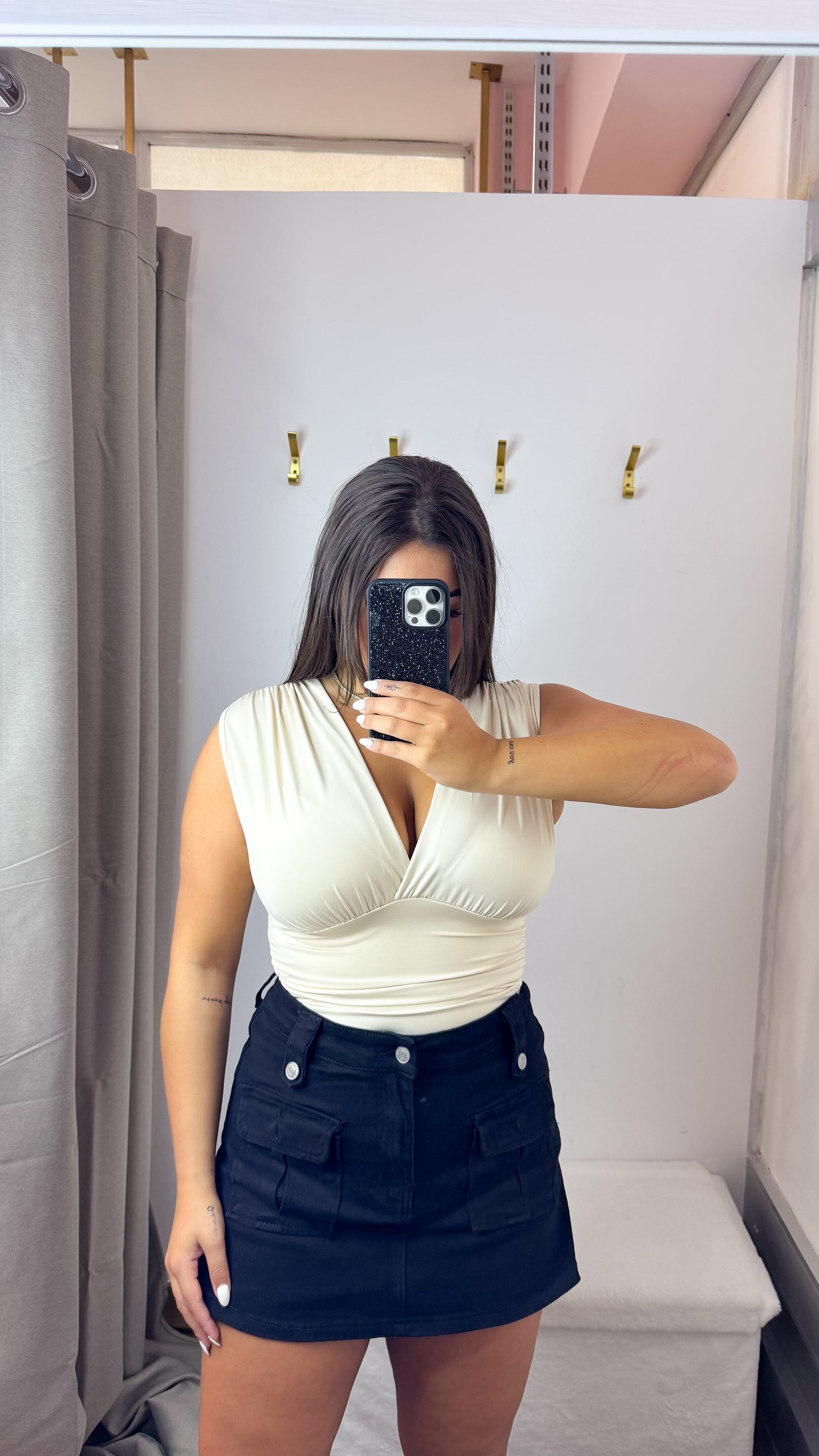 Body Decote em Bico