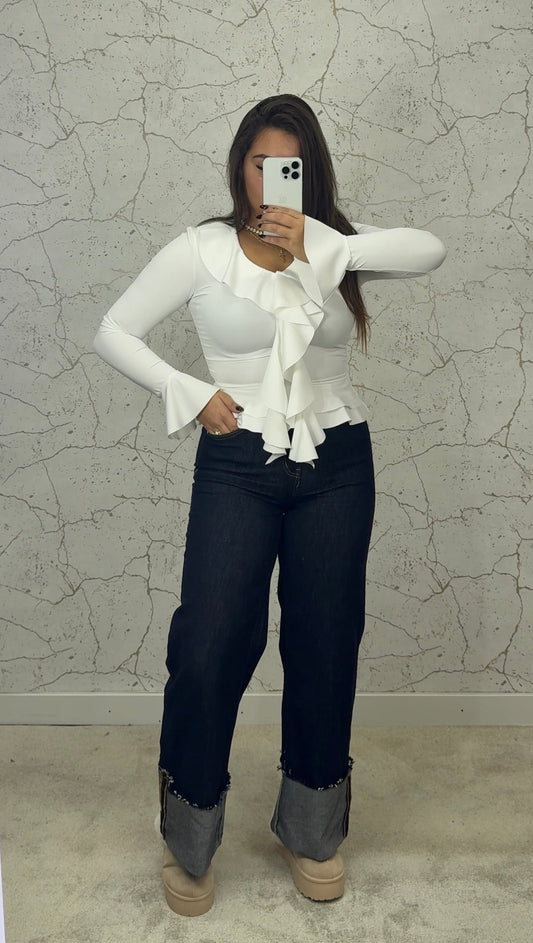 Camisola em licra com folho